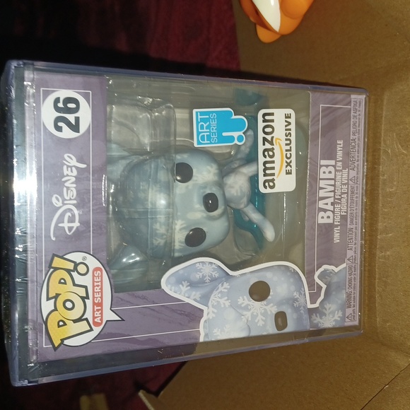 🆕️ Funko Pop Disney Treasures of The Vault Bambi Artist Series Amazon Exclusive - Picture 3 of 9